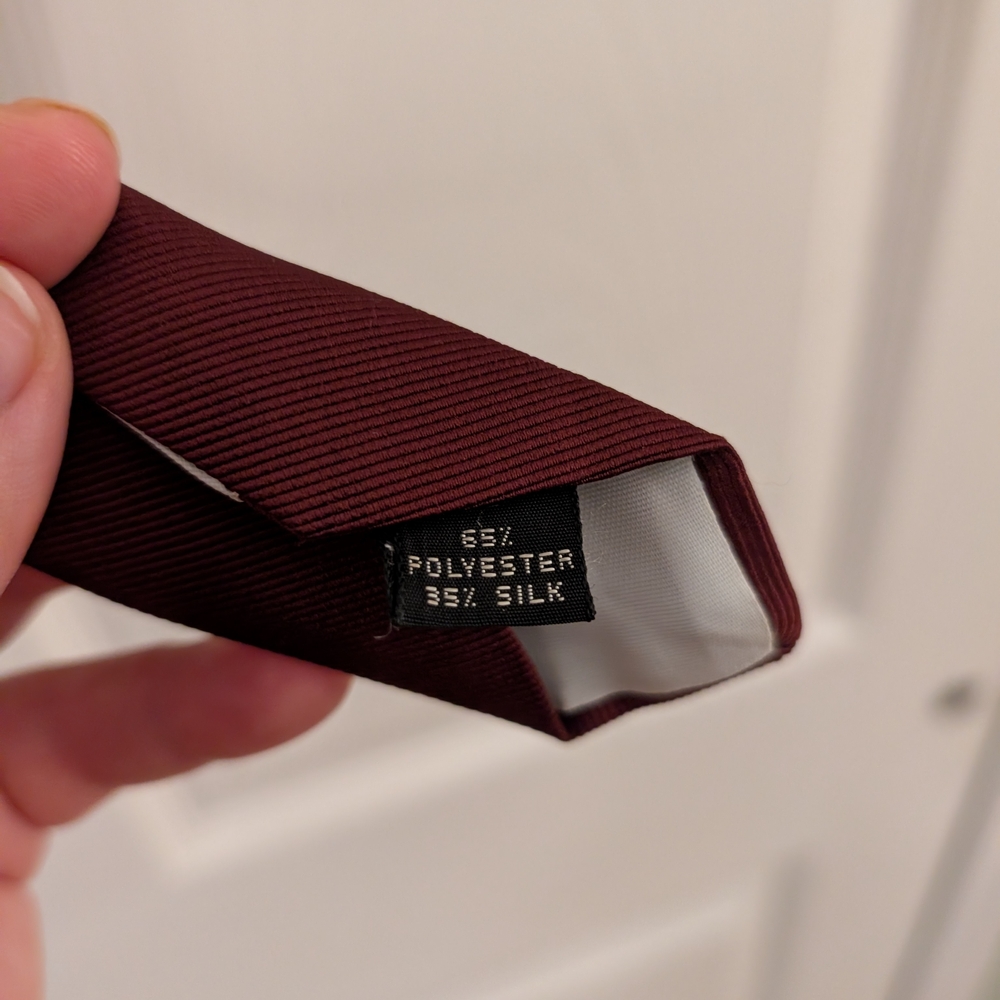 Michael Reed Designer Collection Burgundy Tie - Picture 3 of 4